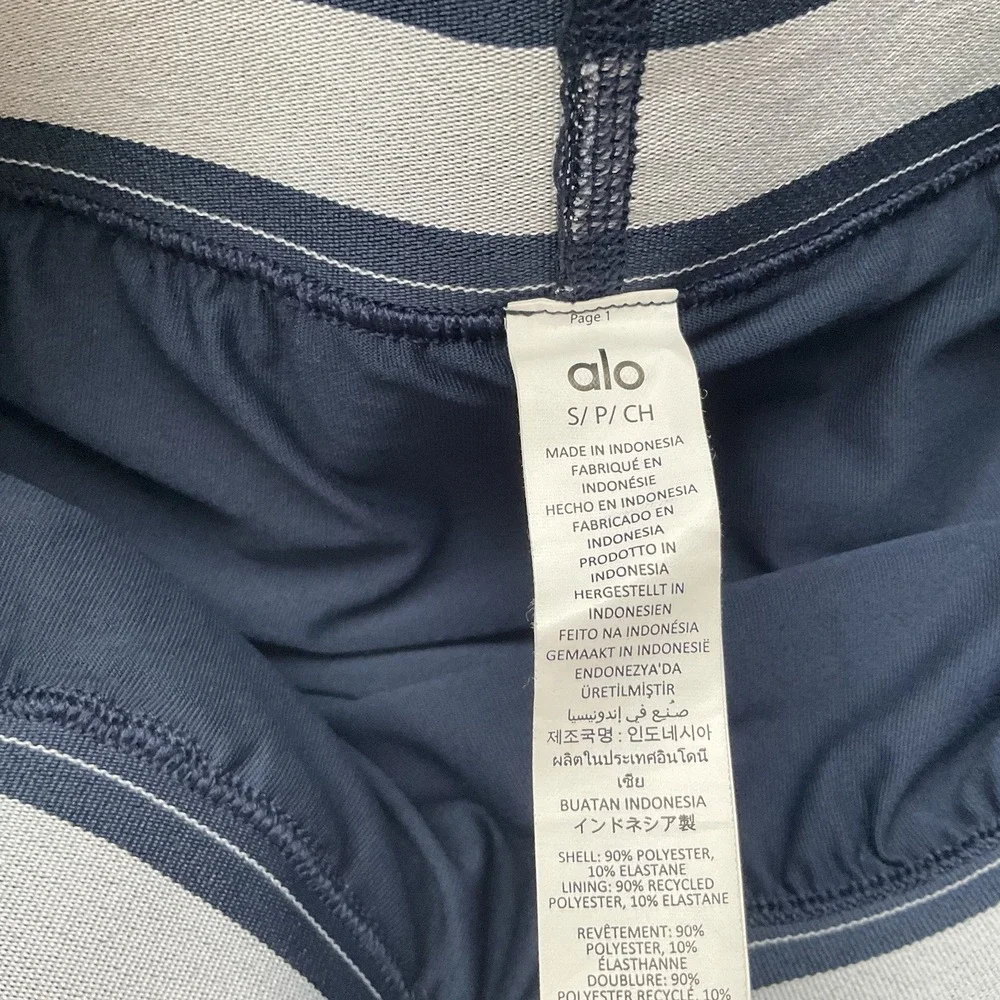 Alo Yoga Match Point Short Navy S